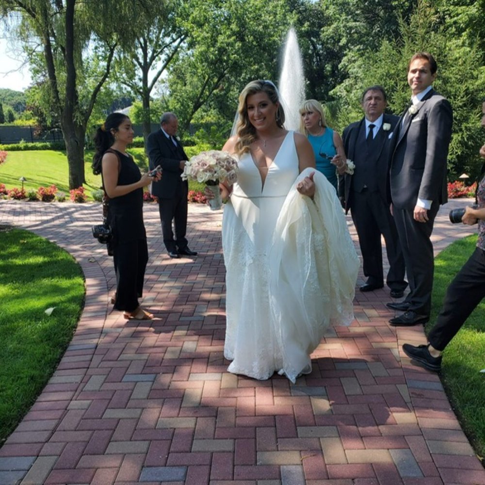 Wedding Dress (Enzoani) *Nico*